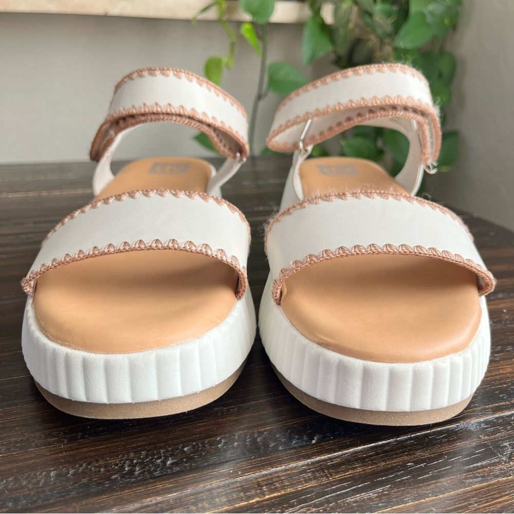 DV by Dolce Vita White Platform Sandal with Tan Stitching - Picture 7 of 14